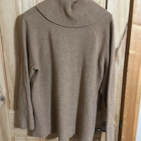Talbots Cozy Dark Brown/Tan Turtleneck Sweater - Picture 4 of 5